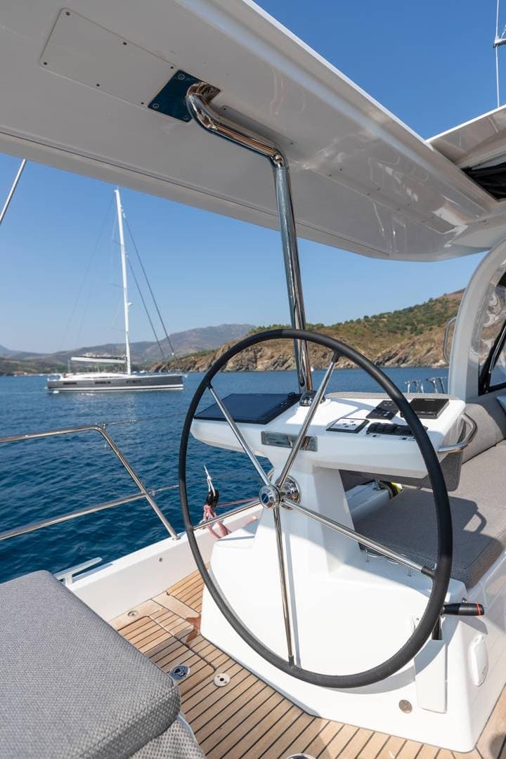 Pasqua in Grecia – Elyvian Breeze